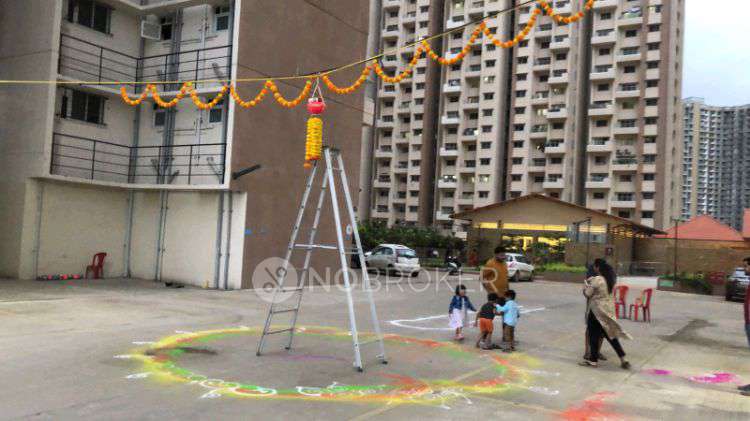 3 BHK Flat In Vtp Beaumonde Building  for Rent  In Manjari Khurd