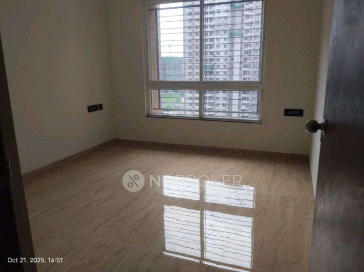 3 BHK Flat In Vtp Beaumonde Building  for Rent  In Manjari Khurd