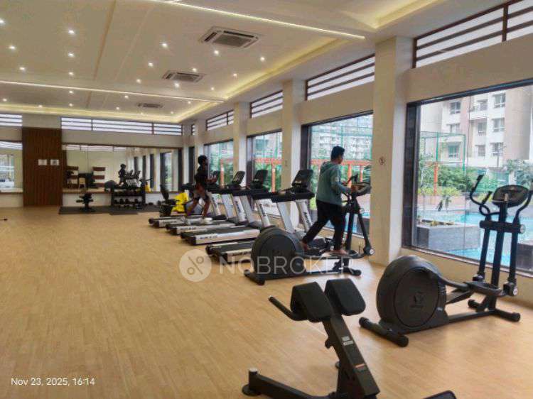 3 BHK Flat In Vtp Beaumonde Building  for Rent  In Manjari Khurd