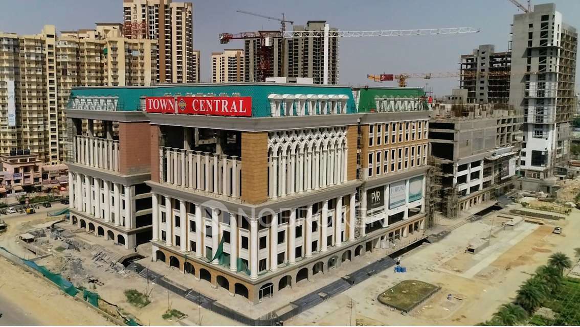 Shop in Sector 16b, Greater_noida for sale 