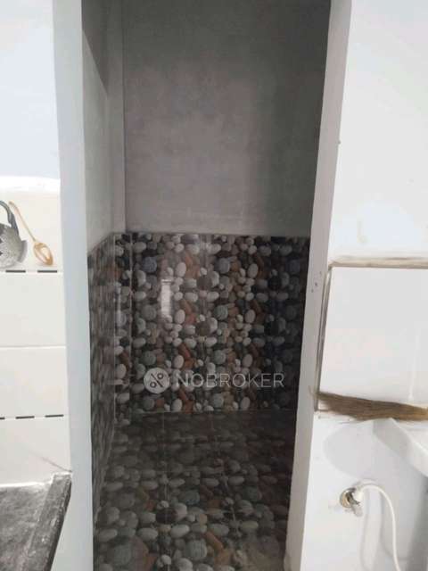 3 BHK Flat In Ajay Ganapathy Arcade For Sale  In 518a, Defence Colony Rd, Near Bharani Colony