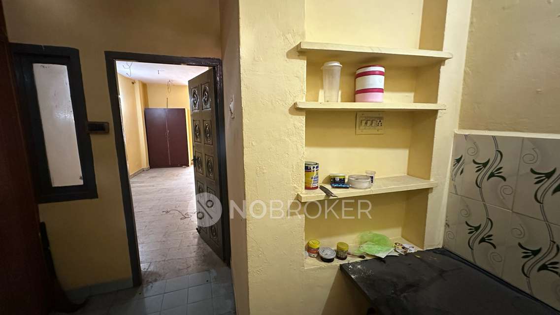 PG for Boys in Vadapalani