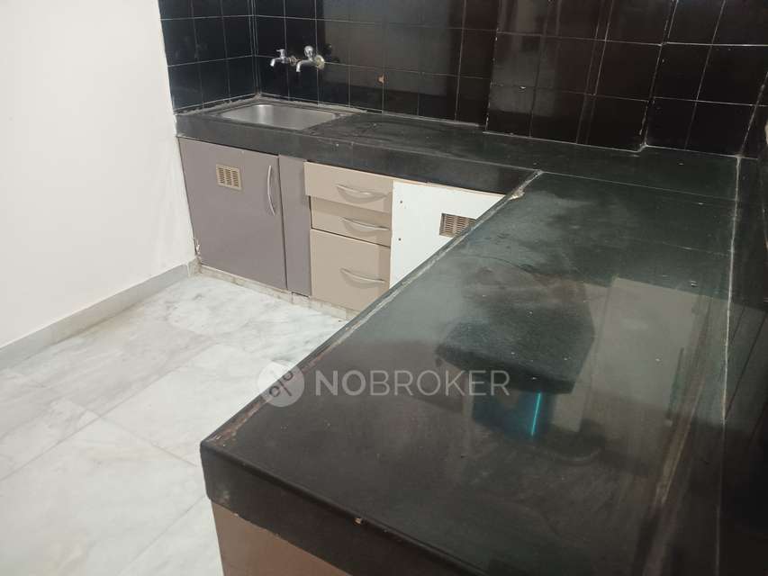 3 BHK Flat In Jayalakshmi Towers Phase 5 Kphb Colony Hyderabad For Sale  In Kphb 5th Phase