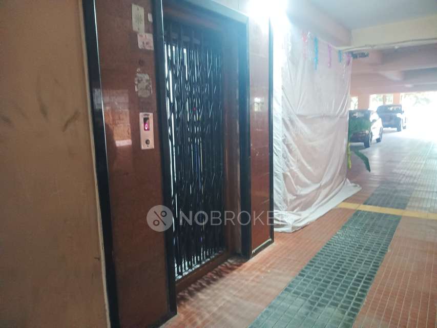 3 BHK Flat In Jayalakshmi Towers Phase 5 Kphb Colony Hyderabad For Sale  In Kphb 5th Phase