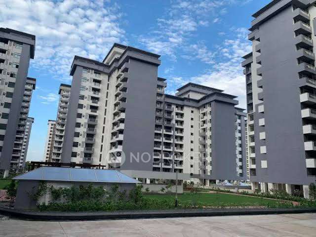 Shared Room for Female In 3 BHK  In Cgewho Kendriya Vihar In Phi Ii