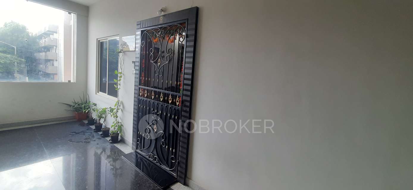 2 BHK Flat In Navanitha Silverwoods Apartments, Kengeri For Sale  In Sunkalpalya