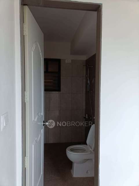 2 BHK Flat In Falcon Tower At Riverview City for Rent  In Loni Kalbhor