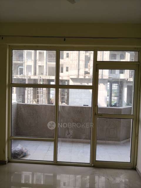 2 BHK Flat In Pyramid Pride For Sale  In Sector 76