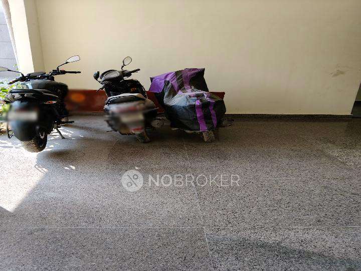 2 BHK Flat In Pyramid Pride For Sale  In Sector 76