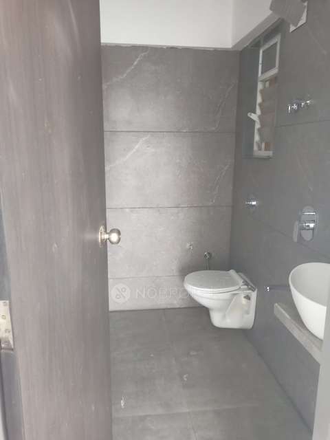 1 BHK Flat In Shri Krishna Silver Springs For Sale  In Vile Parle East