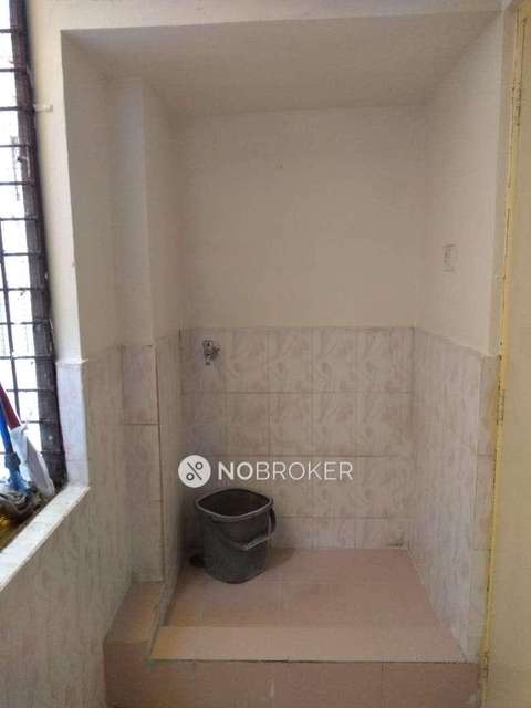 3 BHK Flat In Prudhvi Apartments For Sale  In Amberpet