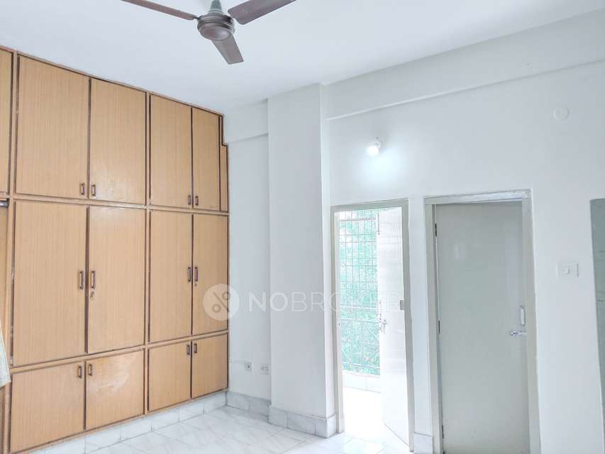 2 BHK Flat In Sai Krishna Apartments For Sale  In  Ashok Nagar,himayatnagar