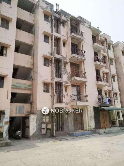 1 BHK Flat In Dda Flats Pocket C Loknayak Puram For Sale  In  Bakkarwala, New Delhi