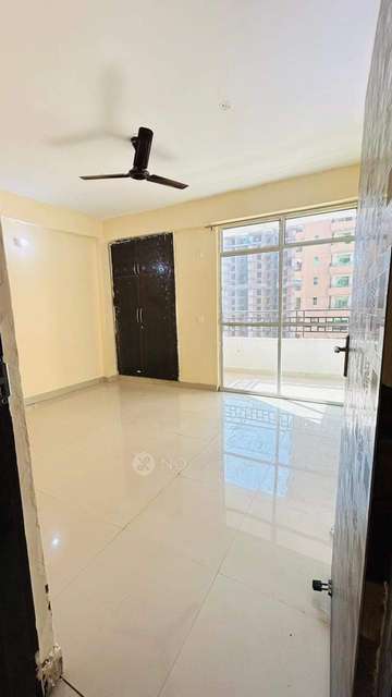 4 BHK Flat In Kbnows Apartment, Sector 16 For Sale  In Sector 16
