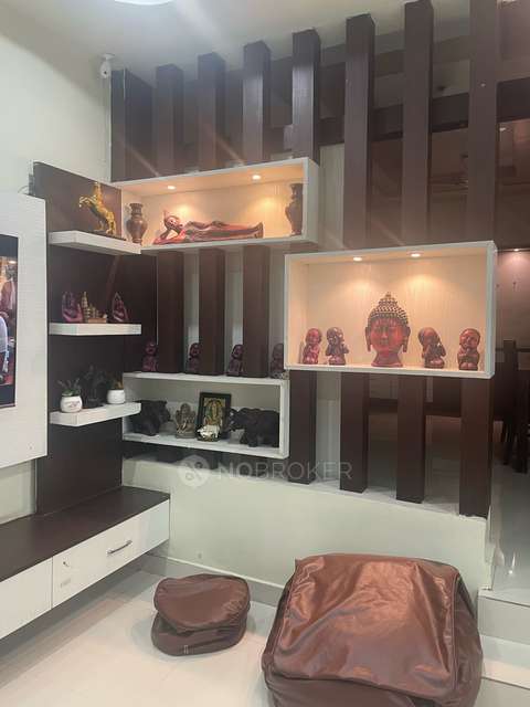 2 BHK Flat In Manasarovar Heights I for Rent  In Trimalgherry