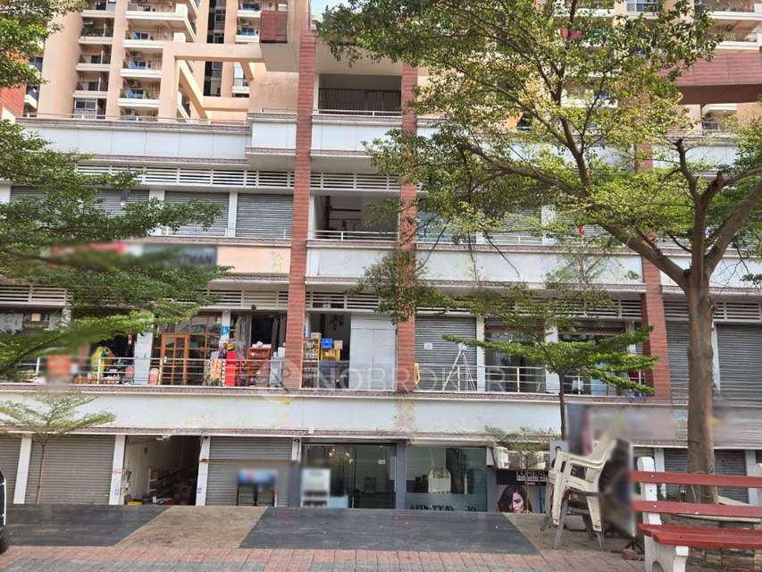 Shop in Ska Metro Ville, Greater Noida for Rent 