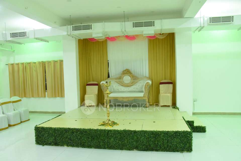 Showroom in Cholambedu, Chennai for sale 