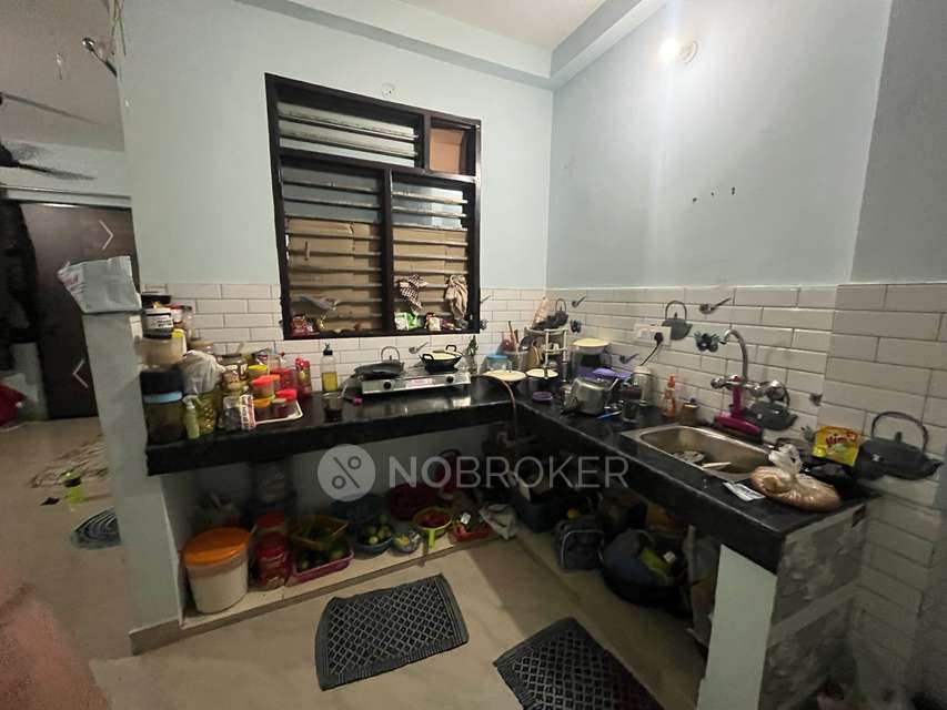 Shared Room for Female In 2 BHK  In Ashok Vihar Phase Ii