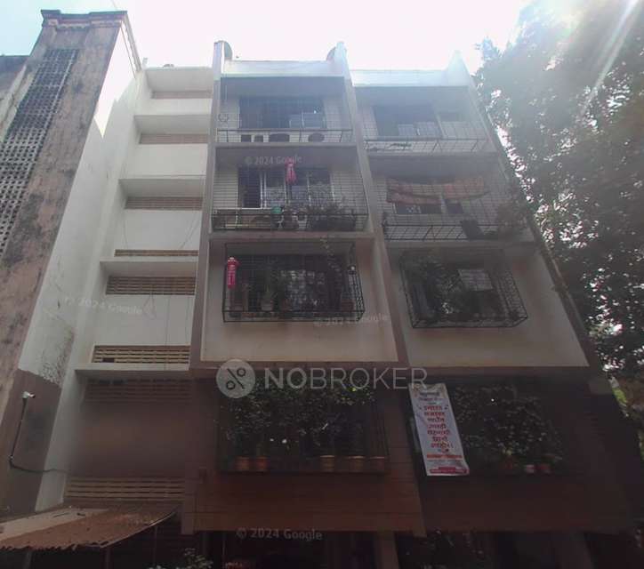 2 BHK Flat In Unique Apartment For Sale  In Pandurang Wadi, Goregaon East