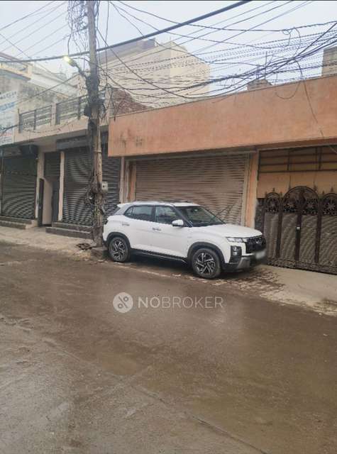 Godown/Warehouse in Sector 8, Gurgaon for Rent 