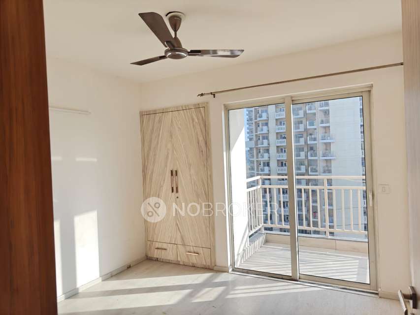 2 BHK Flat In M3m Flora for Rent  In M3m Flora