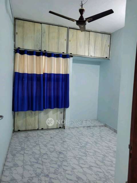 2 BHK Flat In Prasant Manor Flats For Sale  In Vadapalani