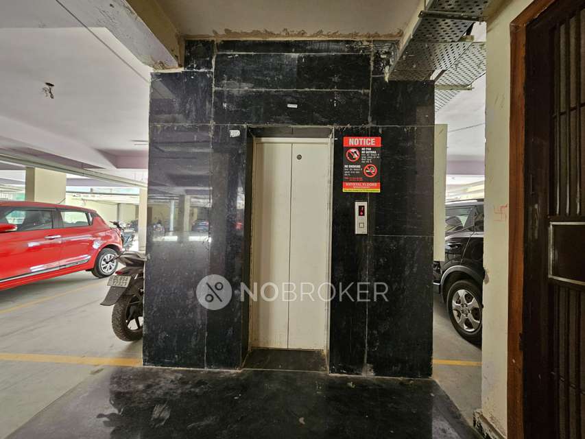 3 BHK Flat In Krystal Floors Knowledge Park V For Sale  In Greater Noida