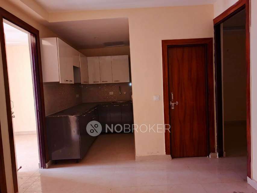 3 BHK Flat In Krystal Floors Knowledge Park V For Sale  In Greater Noida