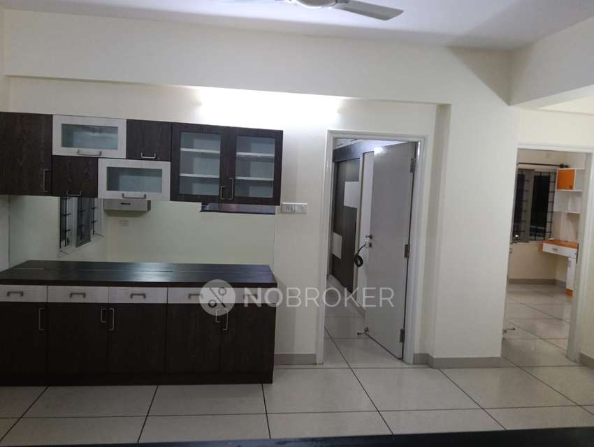 2 BHK Flat In Vars Parkwood Apartments For Sale  In Bellandur