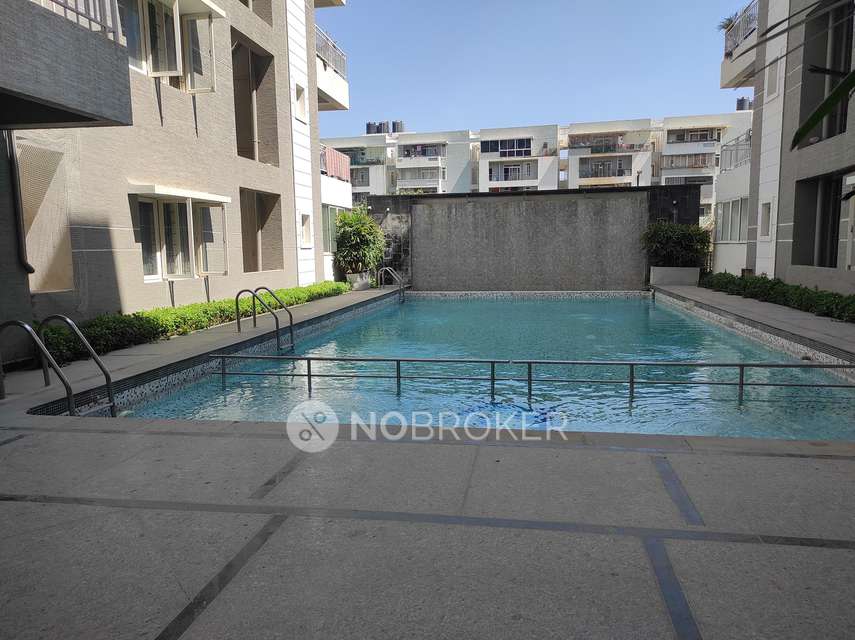 2 BHK Flat In Vars Parkwood Apartments For Sale  In Bellandur