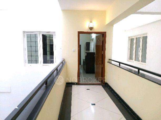 2 BHK Flat In Vars Parkwood Apartments For Sale  In Bellandur