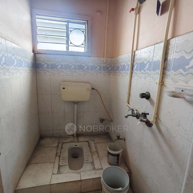 2 BHK Flat In S.v.gayathri Nilayam For Sale  In S V Gayathri Nilayam