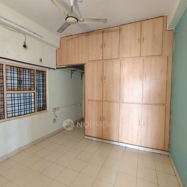 2 BHK Flat In S.v.gayathri Nilayam For Sale  In S V Gayathri Nilayam