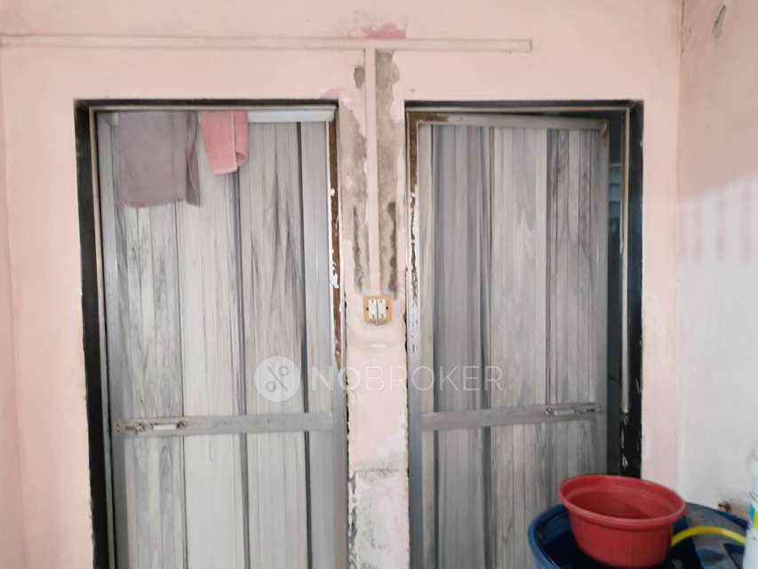 1 RK Flat In Shiv Ganesh Chs Sanpada For Sale  In Sanpada