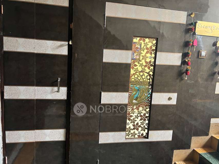 1 BHK Flat In Sheth Paradise Plaza For Sale  In Ghatkopar West