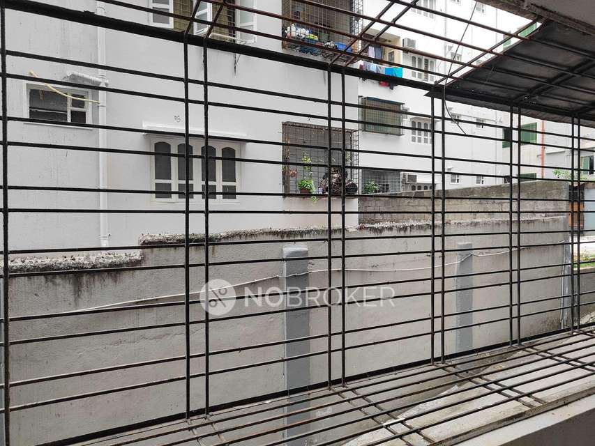 2 BHK Flat In Moghal Heights For Sale  In Mehdipatnam