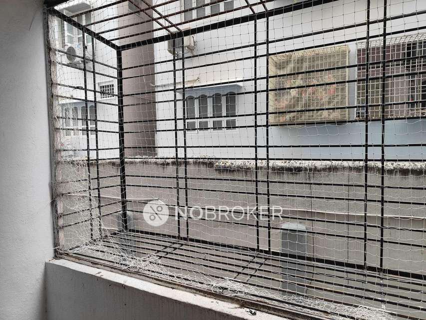 2 BHK Flat In Moghal Heights For Sale  In Mehdipatnam