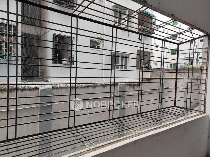2 BHK Flat In Moghal Heights For Sale  In Mehdipatnam