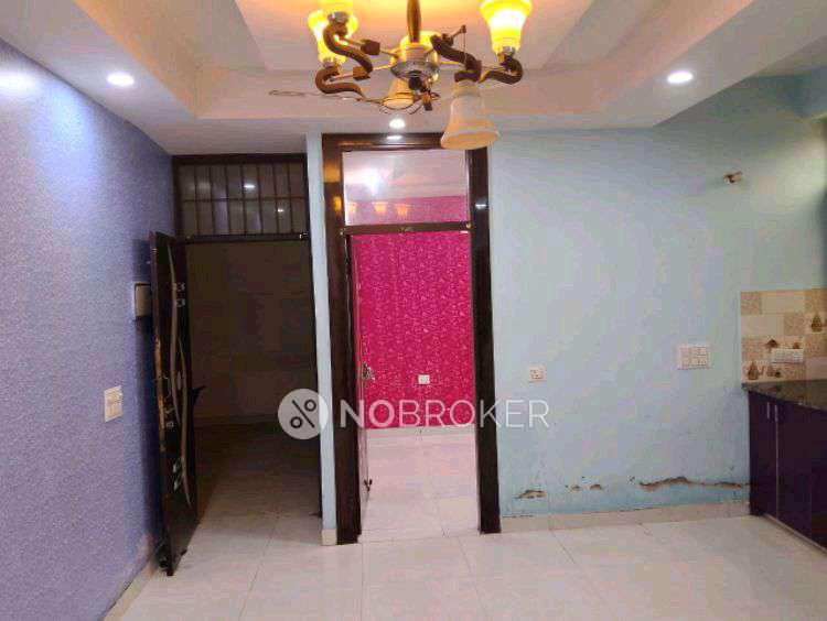 2 BHK Flat In Royal Tower For Sale  In Royal Tower C