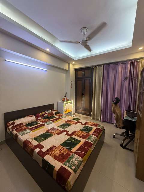 2 BHK Flat In V3s Indralok, Indirapuram For Sale  In Indirapuram