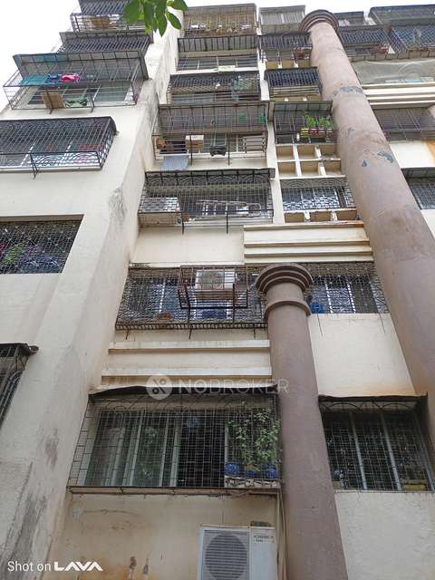 1 BHK Flat In Rajlaxmi Chs Ltd For Sale  In Borivali West
