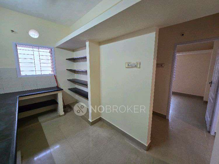 2 BHK Flat In Archana Flat , Madananthapuram For Sale  In Madhanandapuram