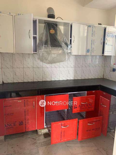 4 BHK Flat In Rail Vihar For Sale  In Alpha I