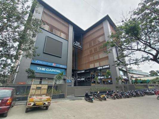 Showroom in Hadaspar, Pune for Rent 