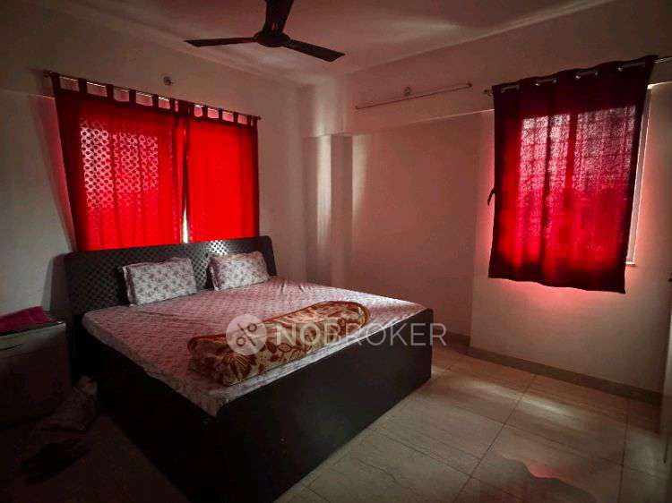 Single Room for Male In 3 BHK  In Paranjape Crystal Towers In Baner