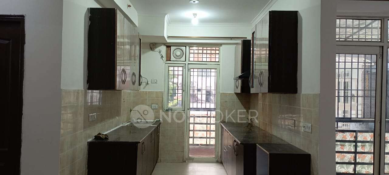 3 BHK Flat In Gardenia Glory, Sector 46, Noida, Uttar Pradesh 201303, India For Sale  In Sector 46
