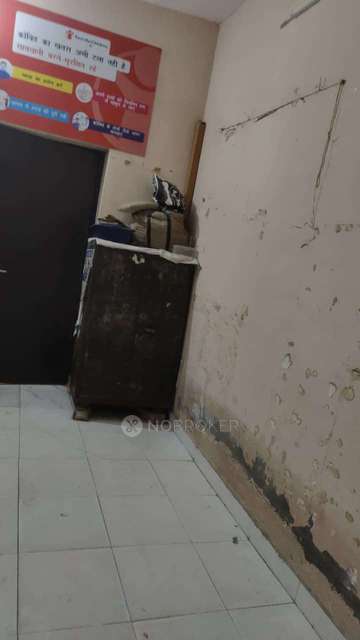 Godown/Warehouse in Azadpur, Delhi for Rent 