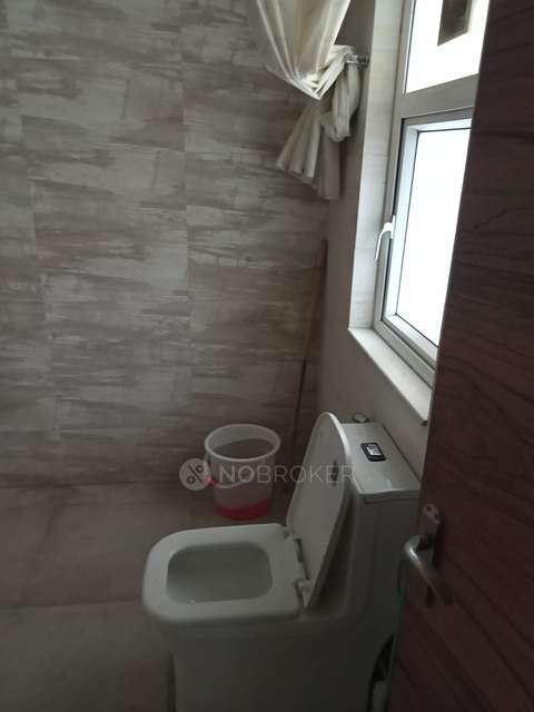 3 BHK Flat In Ss Almeria, Sector 84 For Sale  In Sector 84