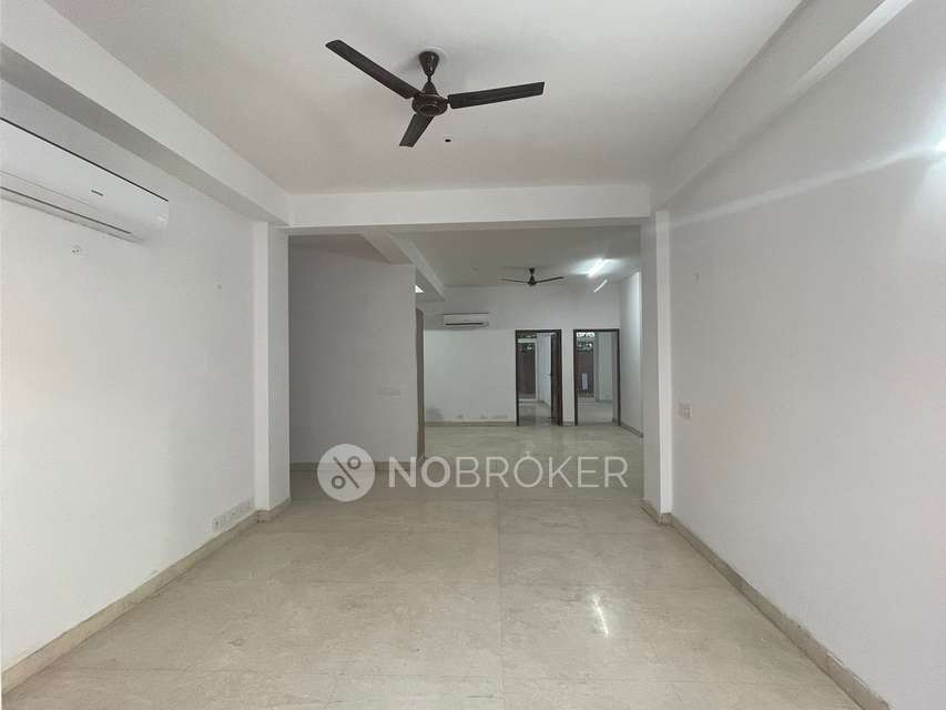 3 BHK Flat In Ss Almeria, Sector 84 For Sale  In Sector 84