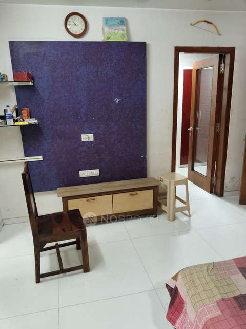 2 BHK Flat In Siddhivinayak Annex, Lower Parel For Sale  In Lower Parel